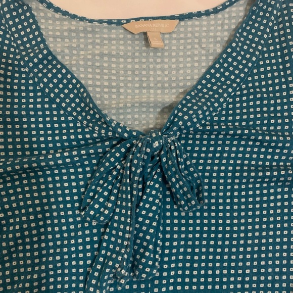 Banana Republic Blouse - Picture 3 of 4